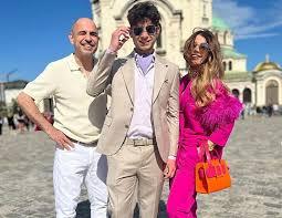 Есил Дюран: Последните думи на баща още кънтят в мен! (Вижте изповедта на певицата)