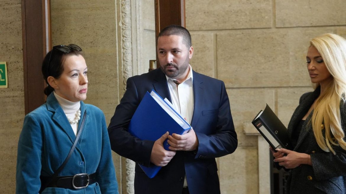 „Сияние“ на Николай Попов акумулира протестния вот