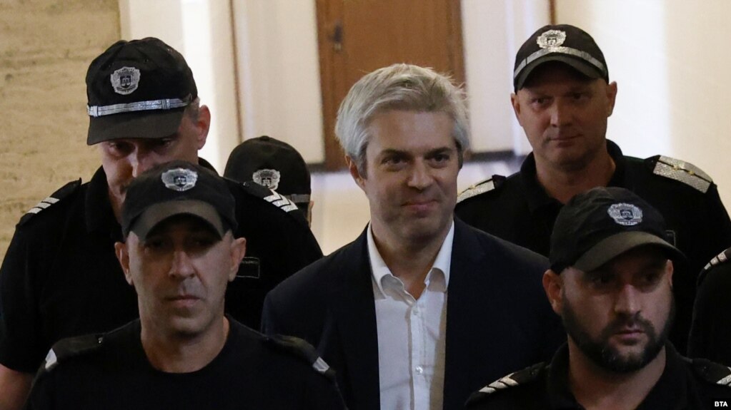 Обвиниха Благомир Коцев за незаконния украински град край Варна (ОБНОВЕНА)