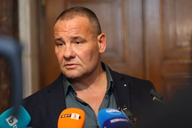 Сигнал до МВР: Душо Гавазов станал кмет с измама? Как ограда с речни камъни глътна 2 млн. лева