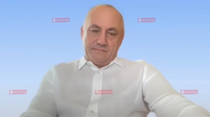 Чистка в Narod.bg: Пенсионерът Павлин Коджахристов уволнява пенсионери, докога?